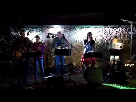 Vrzavá Suzy - Džínová láska zpěv Kristýna Revajová