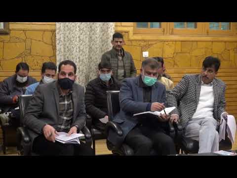DC Budgam chairs meeting on beautification of #Budgam Town.