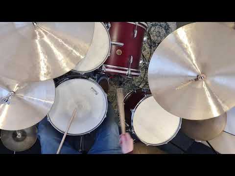 Gretsch 2017 Broadkaster Bop Outfit 20,12 & 14 in Satin Cherry Cymbal&Gong American Artist