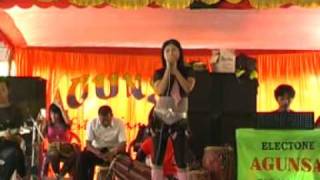 Download lagu Agunsa Cicin - Kawas di Batu Hiu mp3 Download lagu Agunsa Cicin - Kawas di Batu Hiu mp3