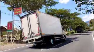 Download lagu Virall Story Wa Truk Box Satrio Soous Oleng Parah Mosak Masik mp3