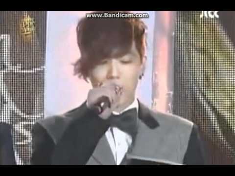 120120 26th Golden Disk Awards Day 2 - FT Island's Hongki & miss A Suzy MC Cut 2