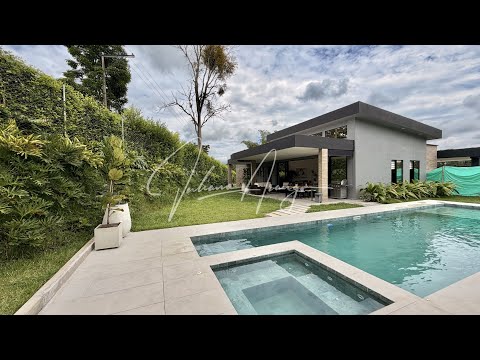 VENDO Casa Campestre 💲1.590M • 4 Habitaciones  📐268m2 + 70m2 piscina 📍Armenia, Quindío. Nueva 🤩
