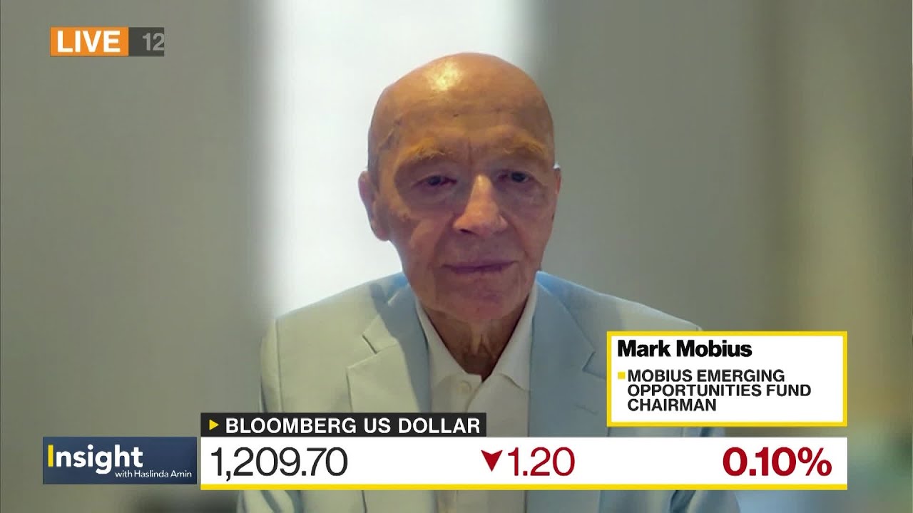 Japan's Topix Index Surpasses 3,000-Point Milestone Amidst AI Investments and Tariff Clarity