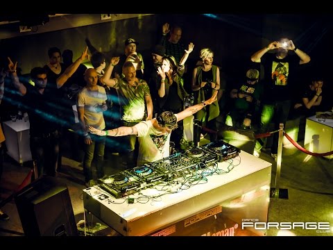 Open Space by Anna Lee @ Sied Van Riel, Kate Miles -   Forsage (10.06.2016)