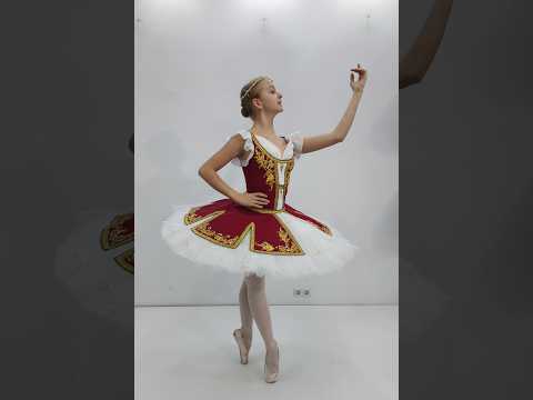 Сценический балетный костюм P 0721 - video 2