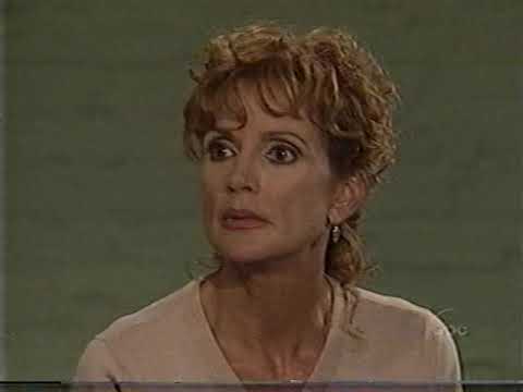 Carly's psychiatrist corrects Bobbie