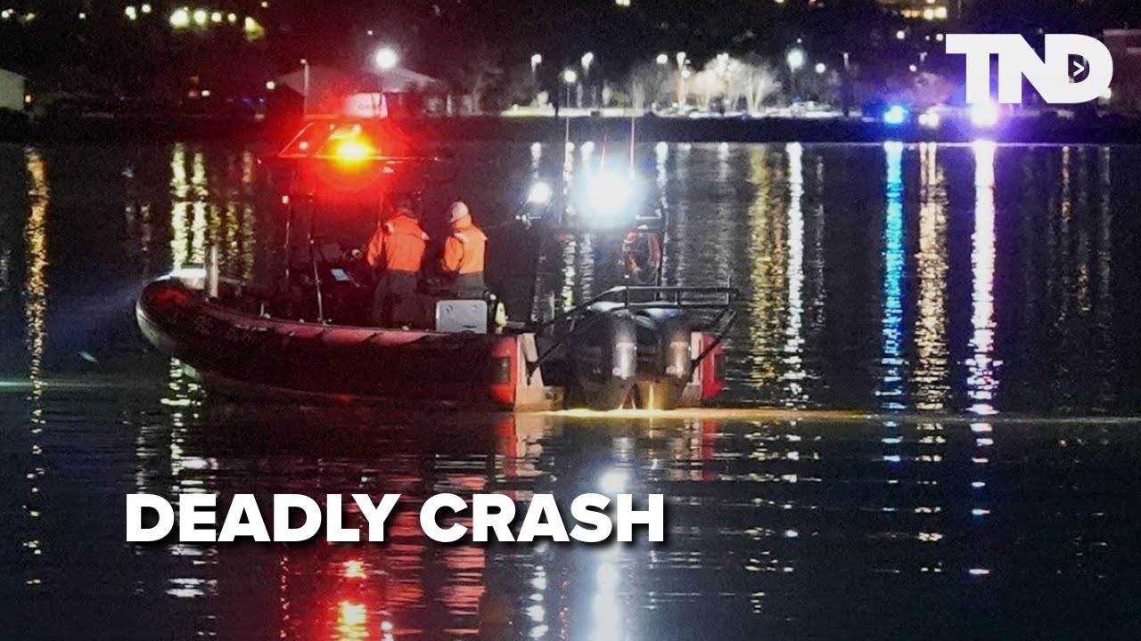 At least 27 dead after plane collides with Army helicopter near DCA, crashes into Potomac