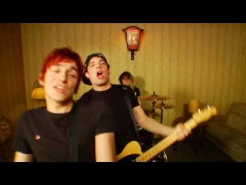 ITCHY - Pretty Me (Official Video)