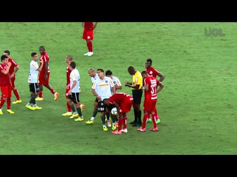 Jogadores de Inter e Botafogo são expulsos