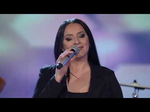 Aneta i Grupa Molika - Zasto mi srce rani (Art Studio Production Live TV Show)