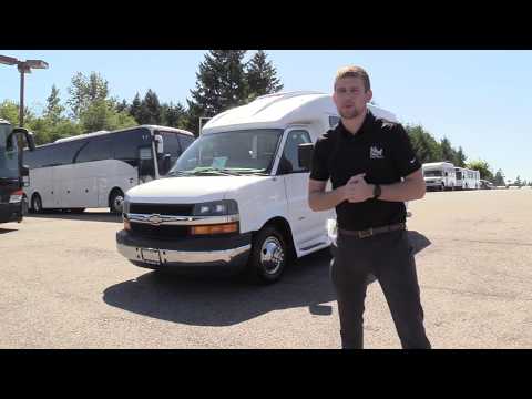 2010 Chevrolet Turtle Top 14 Passenger Shuttle Bus - S80602