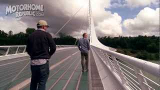 preview picture of video 'RV Roadtrip Diary USA - Part 13 of 15 - Sundial Bridge Redding'