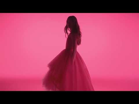 Athénaïs Fragrance - A flamboyant and sophisticated scent