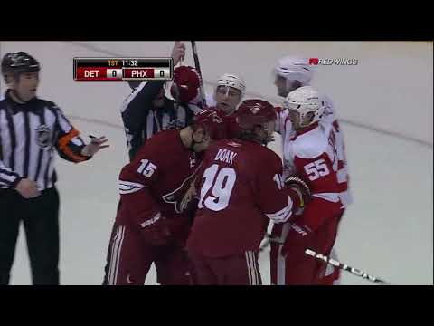 Red Wings @ Coyotes 04/14/10 | Game 1 Quarterfinals 2010