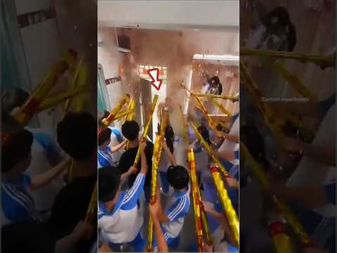 Kids’ Birthday Surprise for Teacher 🎉❤️ | Emotional Classroom Moment 😱 #Shorts