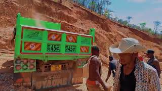 Download lagu MAISHA by changamsha band wasafwa  mp3