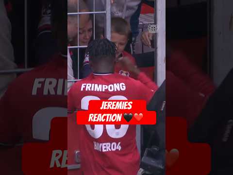 Jerry shows true sportsmanship after hitting a young fan! 🖤❤️