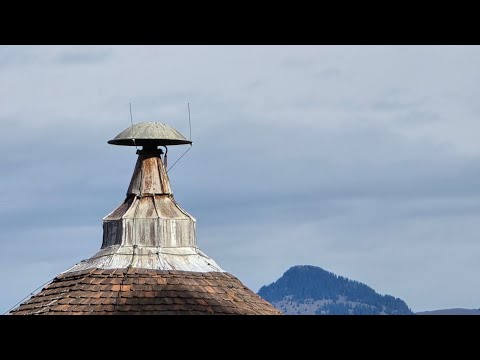 Sirenenprobe im österreichischen Kufstein auf der Festung mit der E57 mit falscher Drehrichtung 