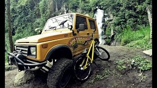 preview picture of video 'GO EARTHVENTURE - Off Road and XC Tracking Air Terjun Coban Putri'