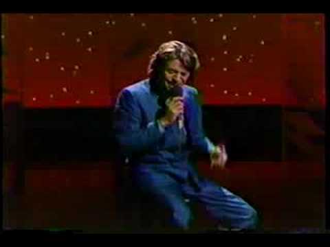 Videoclip de Get It Through Your Heart — Robert Palmer
