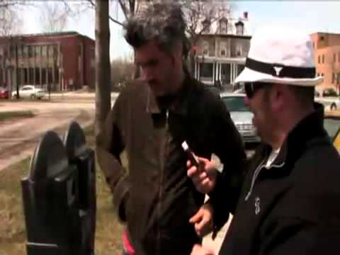 YouTube réal béland faux sang