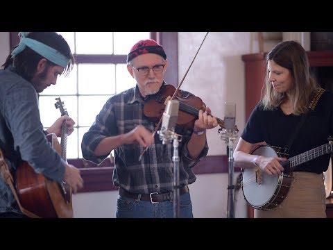 Beehive Field Recording: Molsky's Mountain Drifters - "Fortune"