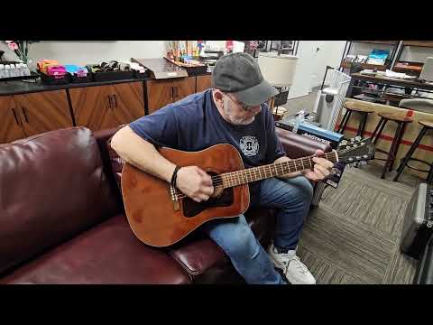 Guild D25M 1981 - Mahogany with hardshell case Bild 12
