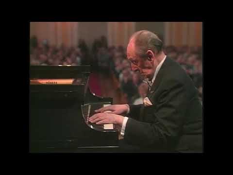 Vladimir Horowitz - D. Scarlatti - Sonata in B min K.87/L.33 (cleansed audio)