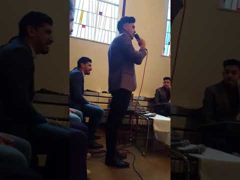 Fratele Daniel lauda pe Domnul an Biserica Rugul Aprins Hagen