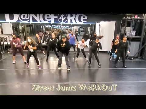 Street Jamz WeRkOuT - SHAKE THAT by Eminem with Nate Dogg