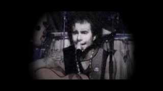 Los Delinquentes-Poeta encadenado