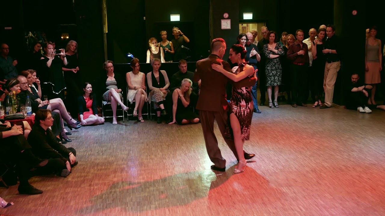 Michael Nadtochi y Paula Duarte en Frankfurt (2)