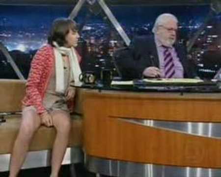 Mallu Magalhães - Programa do Jô [Parte 1 de 4]