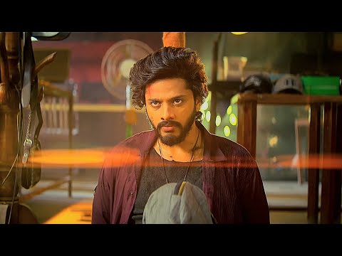 فكرينه ضعيف ومكتفينه ميعرفوش ان عنده قوه جباره والي بيلعب معاه بيطلع عينه