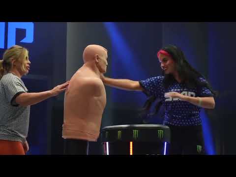 Power slap: Sheena Bathory & Nina Marie Daniele train for powerslap competition