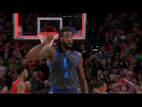 Luka Dončić's AMAZING Buzzer-Beater (as seen by DeAndre Jordan)