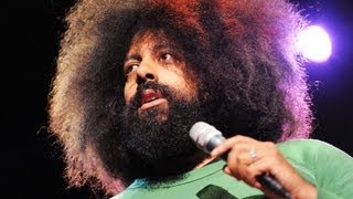 Reggie Watts disorients you in the most entertaining way