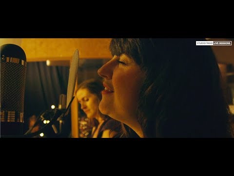 Laura Cortese & the Dance Cards - "If You Can Hear Me" (Live)