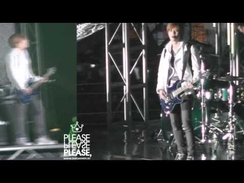 lll23l Cute Taemin Oppar vs Hot Guitarist!Taemin fancam @lVll3C-Gay0