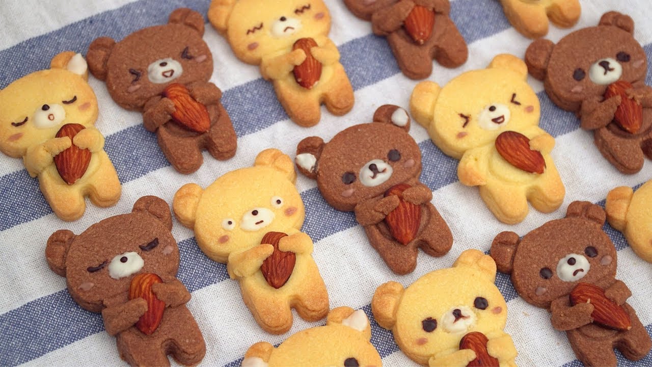 Almond Bear Hugging Cookies - アーモンドクッキーレシピ