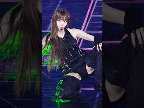 무릎 까질까봐 걱정되는 영서