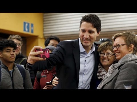 Justin Trudeau surprises Montreal commuters