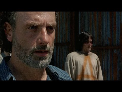 The Walking Dead - Season 7 OST - 7.04 - 02: The Help