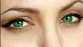 El Verde de Tus Ojos Lyrics English Translation