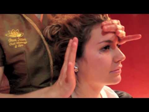 Bewegungstherapie in der Halswirbelsäule Herniation Bubnovsky Yoga für die Behandlung von Wirbelsäule und der Gelenke