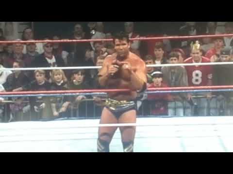 Goldust, Everybody Knows you Want the Sexy Bad Guy..- Razor Ramon