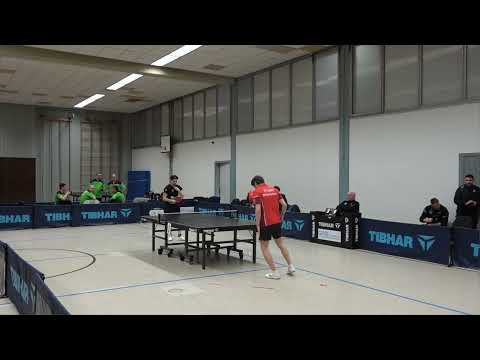 Die Nummer 6 von Italien verzweifelt an den Aufschlägen / C.Rossi (TTR 2.361) - A.Bialek (TTR.2280)