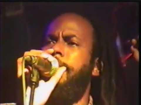 SUPA STAR, PEACH BLESS & HYGRAID BAND LIVE AT EZB'S REGGAE ALBUM LAUNCH (FEB 28TH 2010)