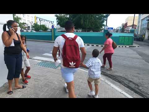 SANTIAGO DE CUBA | Passeio a pé em 4K pelo El Centro de la Ciudad, Parque Cespedes, La Catedral, etc.